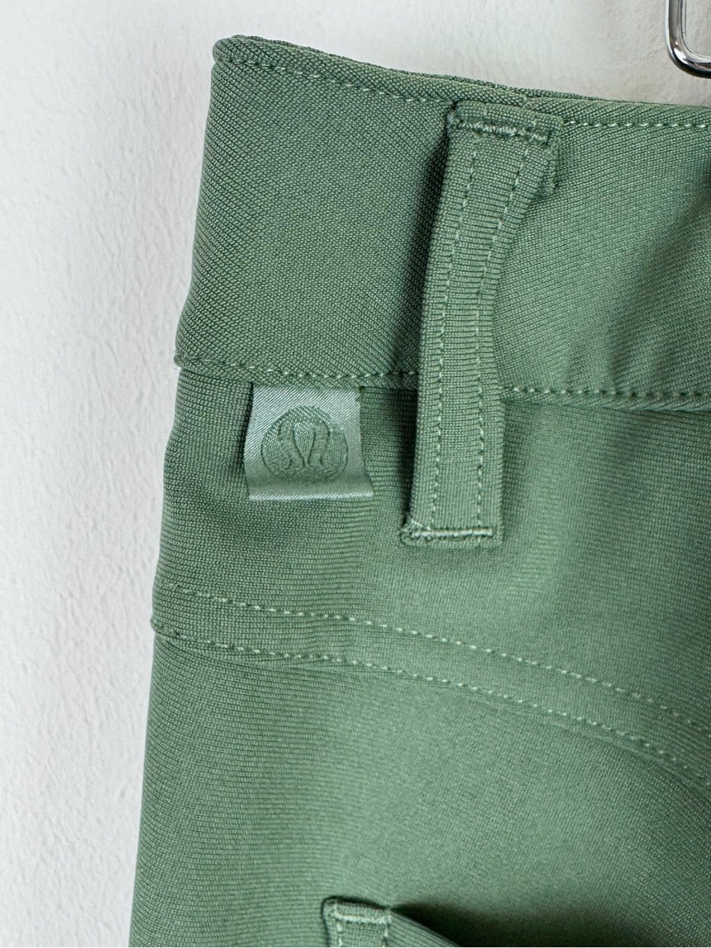 Lululemon ABC Pant Classic 30" Warpstreme - Picture 5 of 10